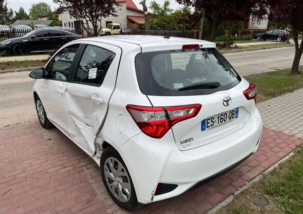 Toyota Yaris cena 23900 przebieg: 118591, rok produkcji 2017 z Turek małe 92